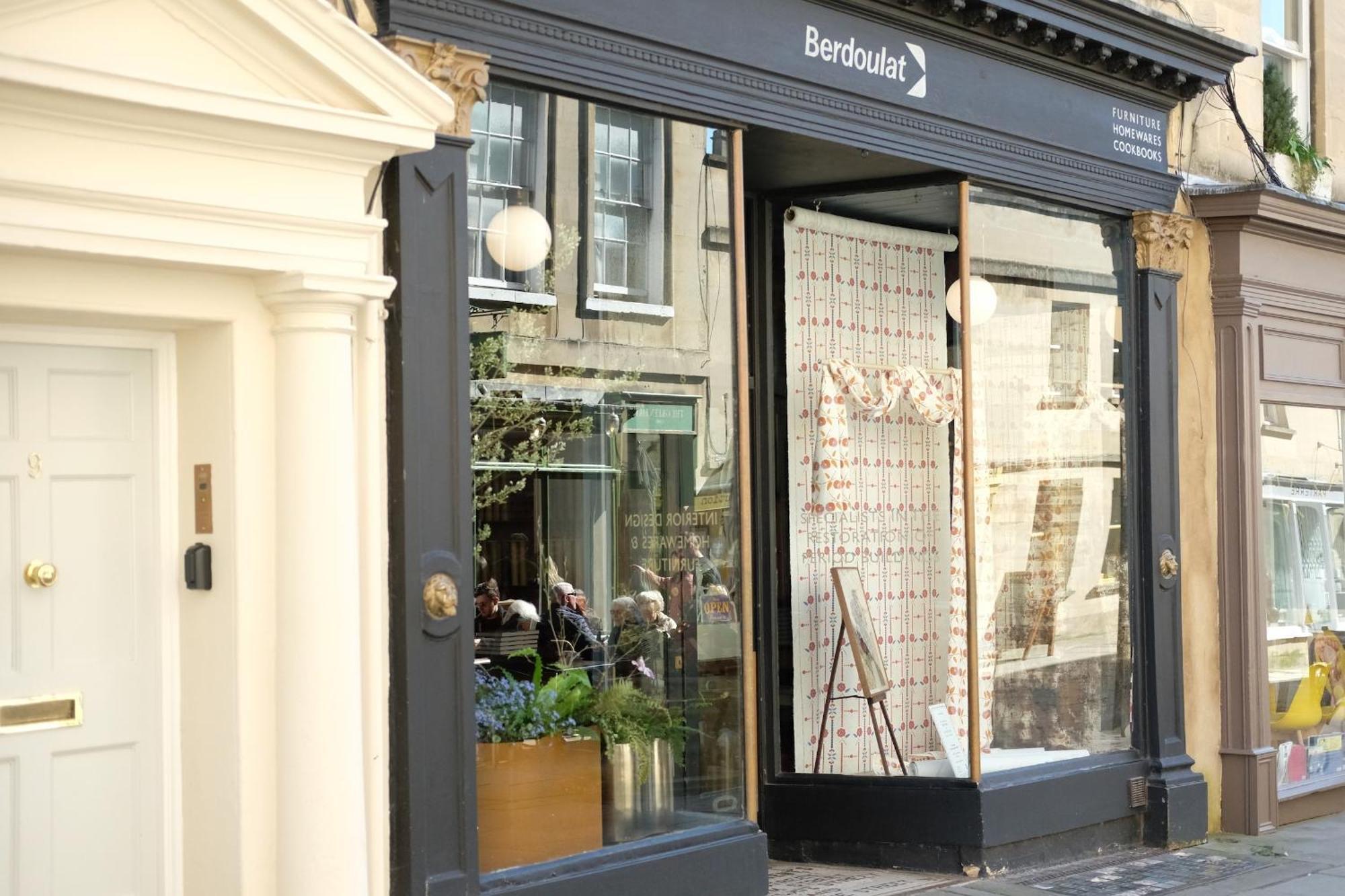 Spacious City Centre Apartment Bath Exterior photo